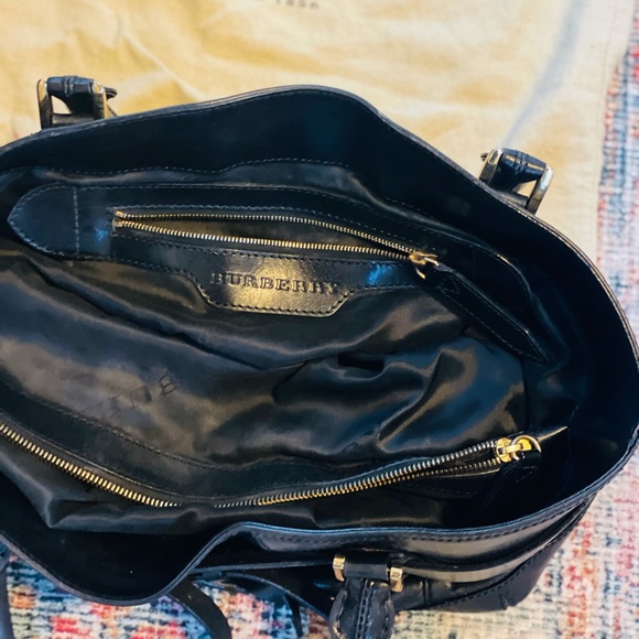 Black Soft Leather Burberry Bag - Picture 4 of 6